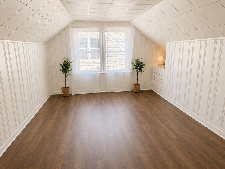 Building Photo - 3036 Talisman Rd