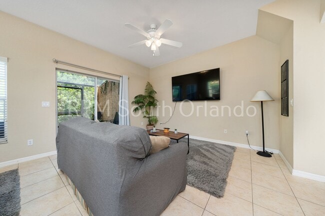 Building Photo - Coral Cay Resort 5/3 furnished or unfurnished