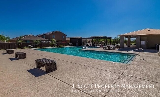 Building Photo - 18266 W Paraiso Dr