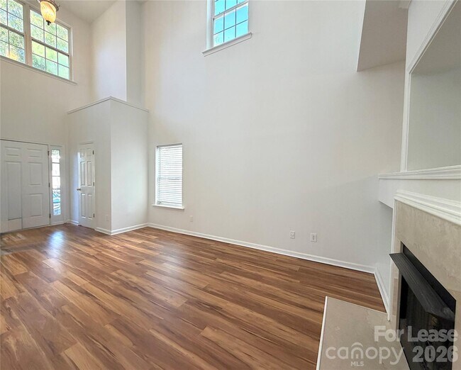 Building Photo - 4058 Glenlea Commons Dr