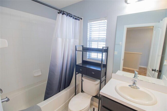 Building Photo - 12930 Kings Crossing Dr