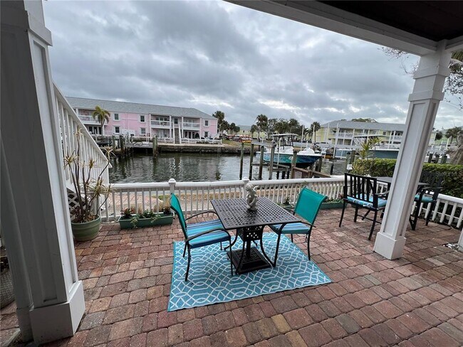 Building Photo - 5164 Beach Dr SE