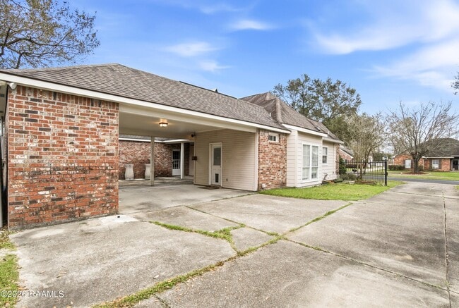 Building Photo - 6056 Mourning Dove Dr