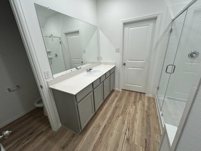 Building Photo - 2909 Eden Lk Ln
