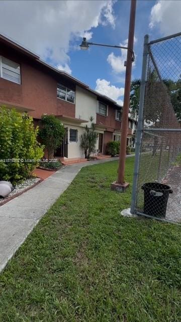 Building Photo - 30 SW 108th Ave