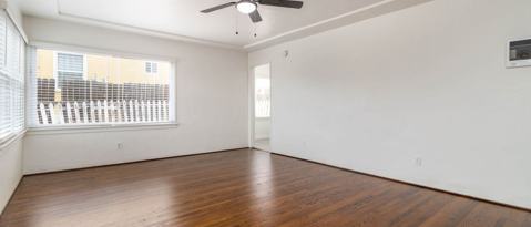 Building Photo - 627 60th St