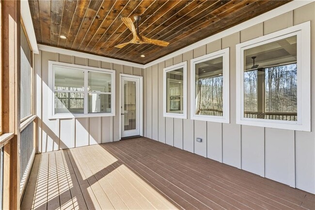 Building Photo - 15448 Hopewell Rd