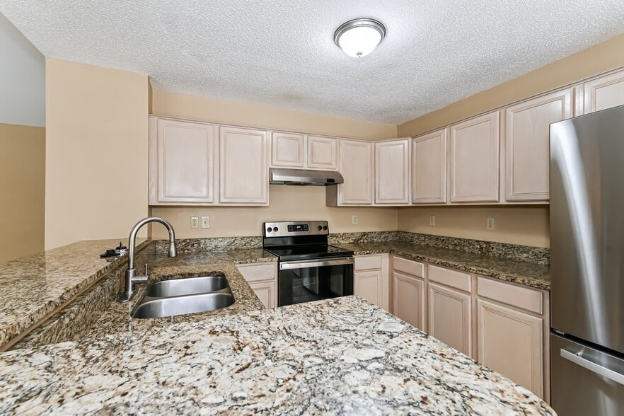 Building Photo - 994 Painted Desert Ln