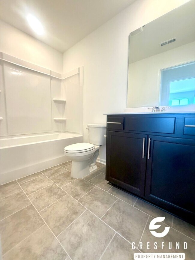 Building Photo - 473 Venetian Dr
