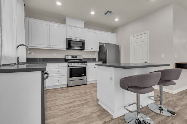 Building Photo - 20720 Spring Mountain Rd