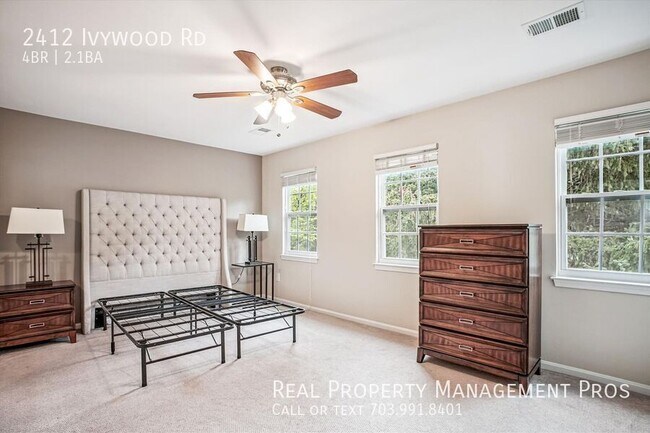Building Photo - 2412 Ivywood Rd