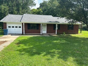 Building Photo - 73 Lavaughn Dr