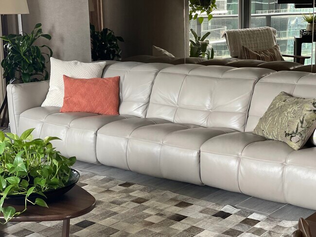 NATUZZI SOFA FILO - 45 SW 9th St