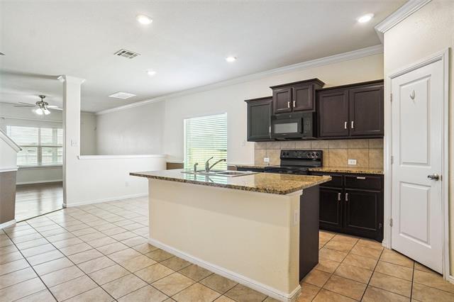 Building Photo - 9300 Castorian Dr