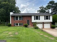 Building Photo - 2215 Ranch Trail