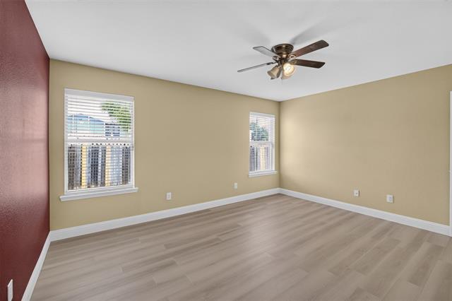 Building Photo - 2215 Splendor Ct