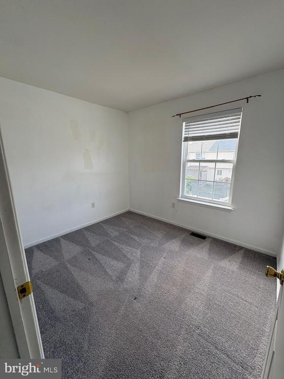 Building Photo - 384 Braddock Rd