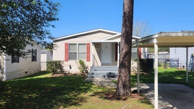 Building Photo - 18906 Mesa Oaks Dr