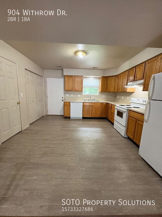 Building Photo - 904 Withrow Dr