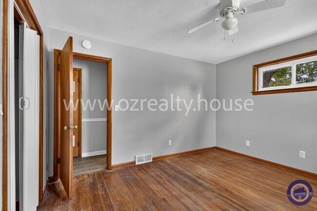 Building Photo - 3226 N McCord Rd