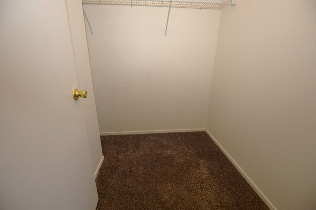 Building Photo - SUMMERLIN - LA POSADA CONDO