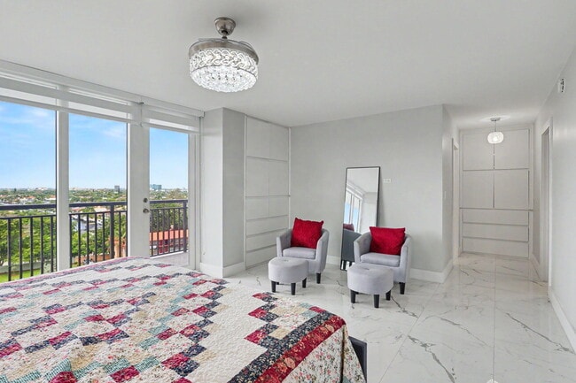 Building Photo - 4280 Galt Ocean Dr