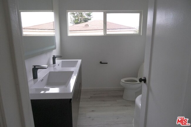 Building Photo - 5112 Edgewood Pl