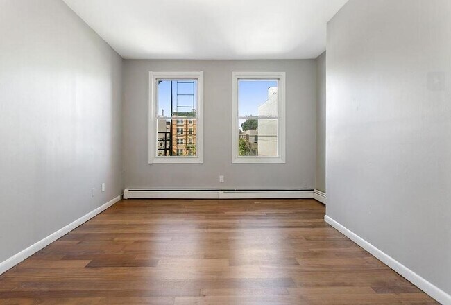 Building Photo - 475 Palisade Ave