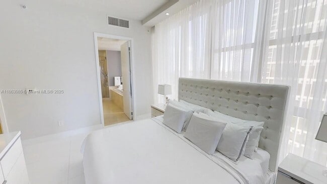 Building Photo - 9701 Collins Ave