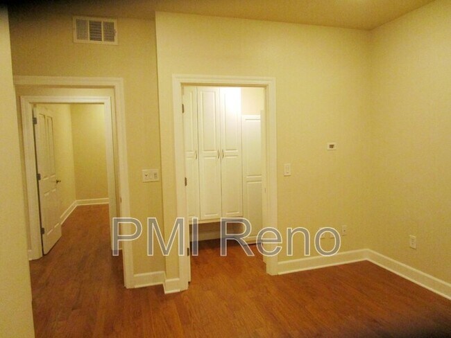 Building Photo - 1450 Idlewild Dr