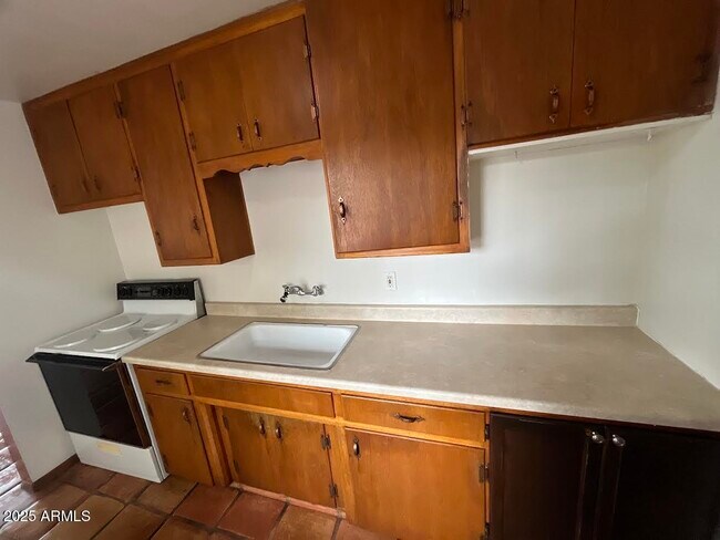 Building Photo - 7153 N 57th Dr