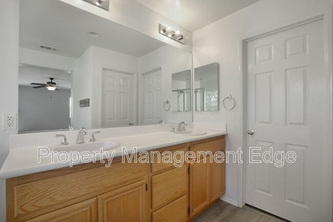 Building Photo - 29791 Ascella Ln