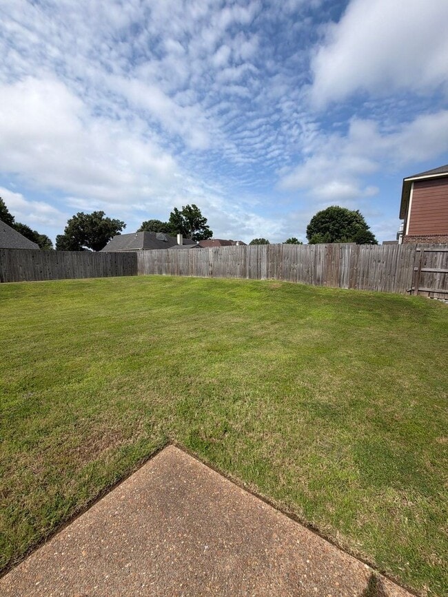 Building Photo - Beautiful 4-bedroom 3 bath home in Arlington