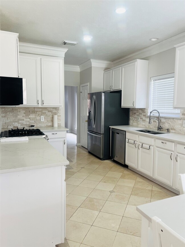 Building Photo - 8511 Nashwood Ct