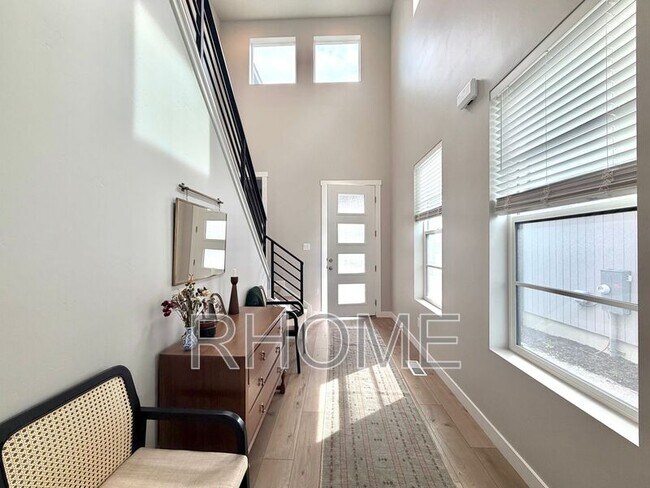 Building Photo - 5066 W Elm Field