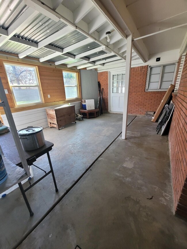 Building Photo - 7711 Lazy Ln