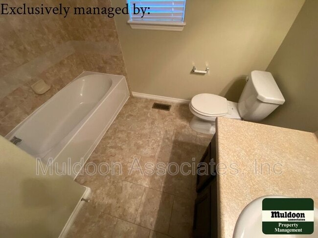 Building Photo - 6134 Wallowing Way