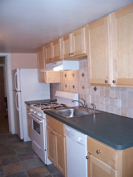 Primary Photo - 1110 Prospect Ave