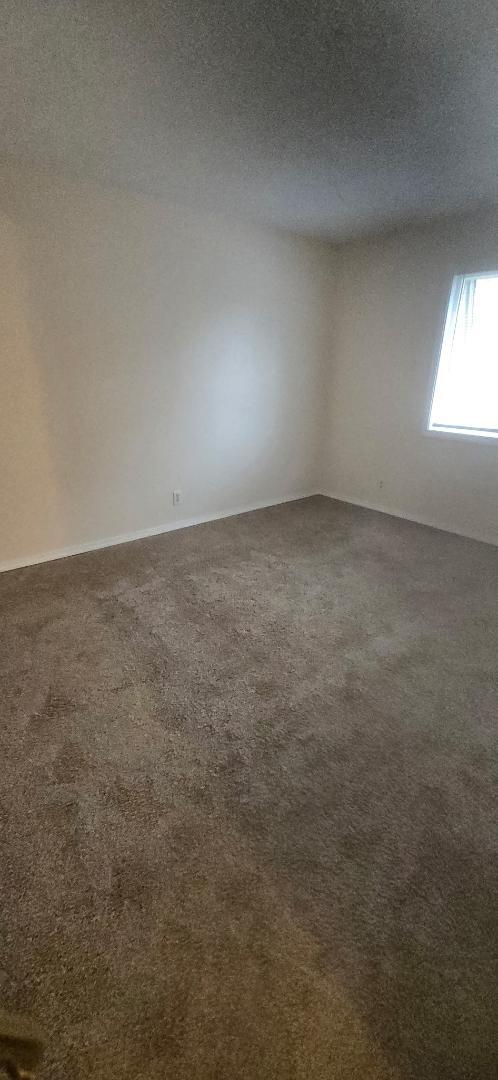 Building Photo - 1953 Conlon Ave SE