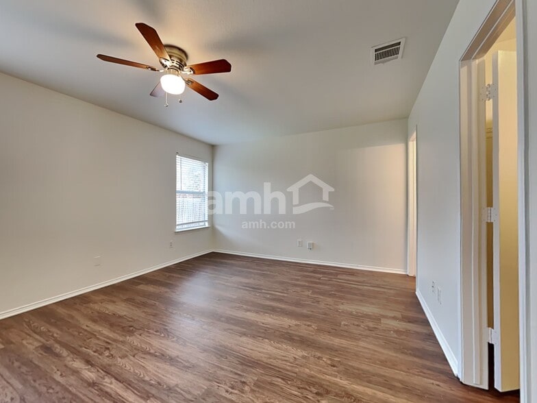 Building Photo - 4937 Diamond Trace Trl