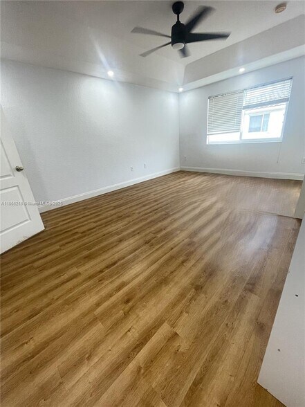 Building Photo - 3840 SW 169th Ter