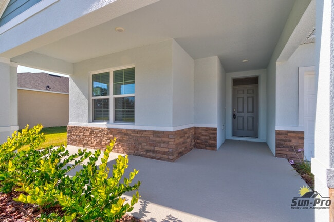 Building Photo - 4240 Acoma Dr