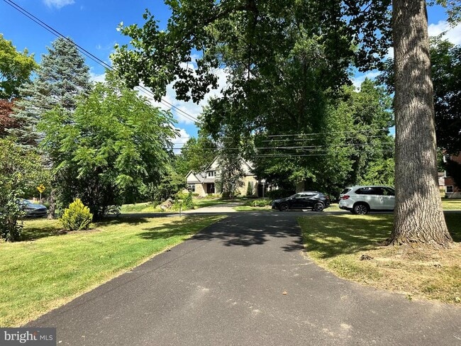 Building Photo - 410 North St