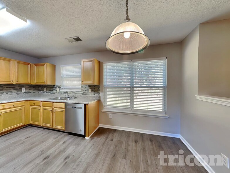 Building Photo - 2023 Reflective Waters Rd