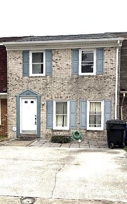 Building Photo - 691 Biltmore Dr