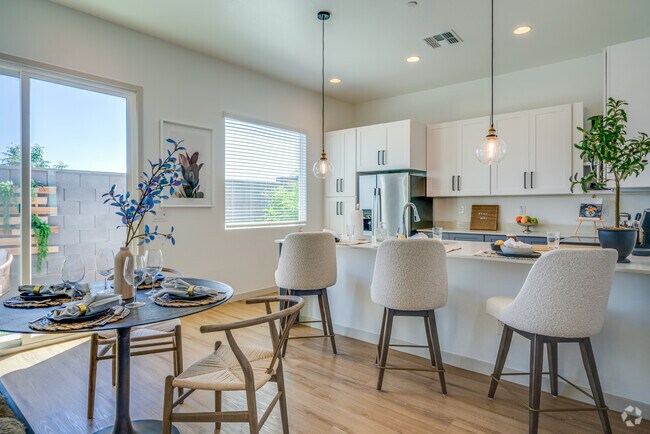 3BA, 2BA - 1,355SF - Onyx at Westgate