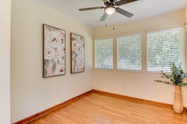 Building Photo - 4655 Wellington Ct