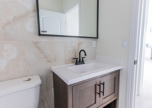 Building Photo - 130 S Harper Ave