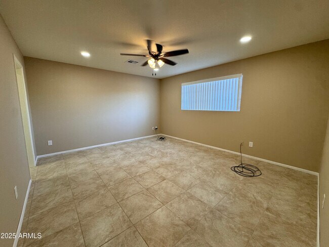 Building Photo - 12429 N Escobar Way