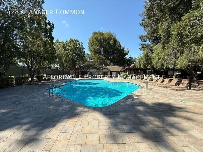Building Photo - 4285 Tanager Common
